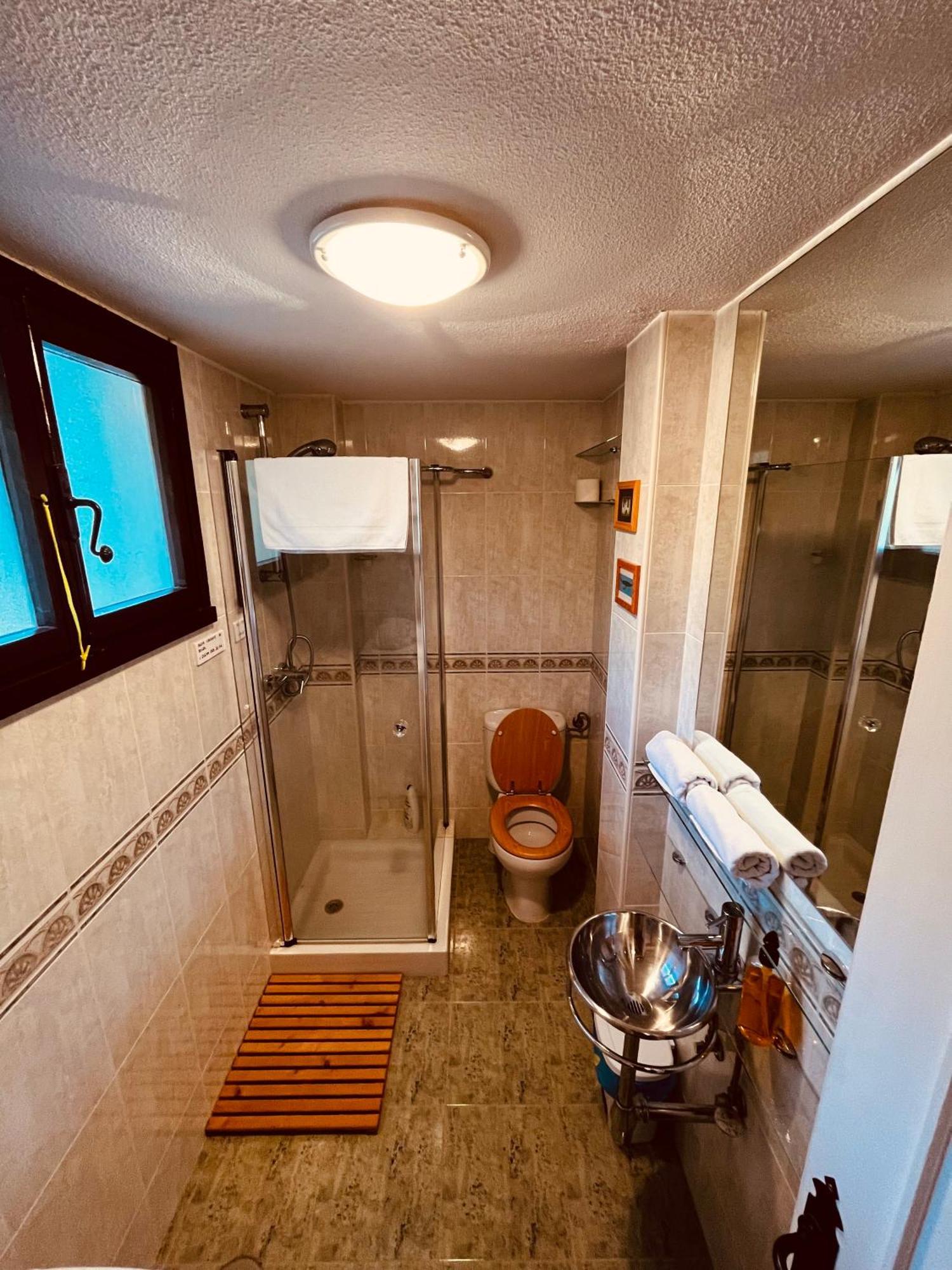 Western Apartments Sierra De Madrid Сан-Мартин-де-Вальдейглесьяс Экстерьер фото